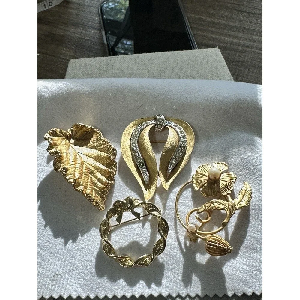 Vintage Gold Tone Brooch Lot of 4 Napier JJ Floral Leaf Rhinestone Faux Pearl